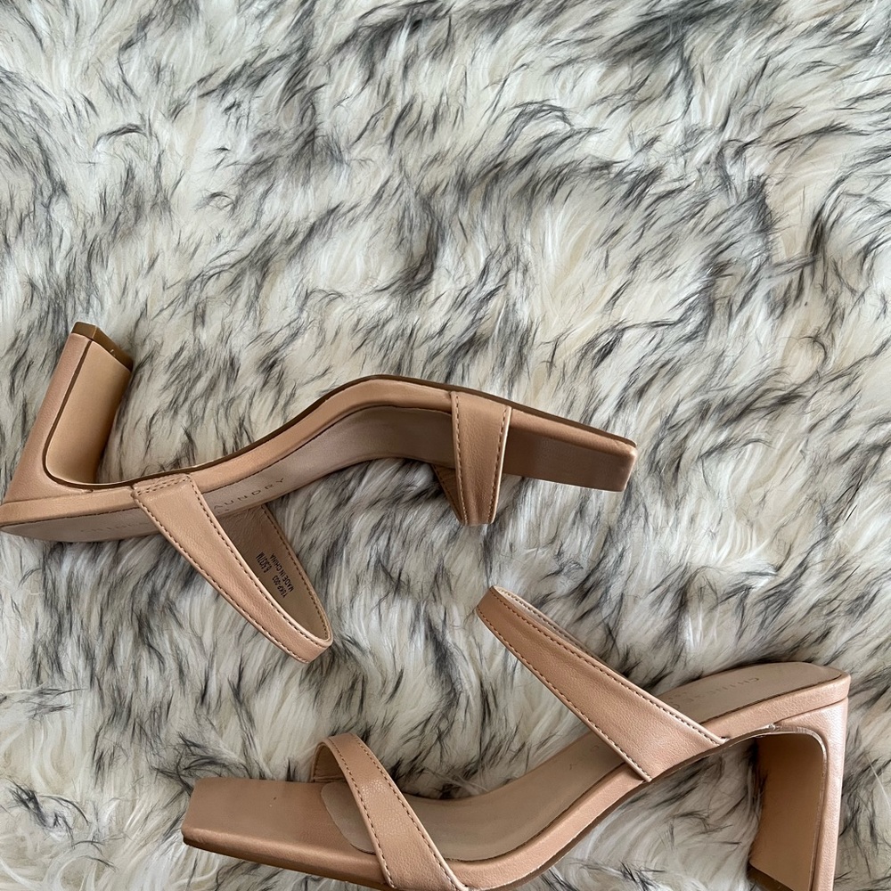 Worn once Chinese Laundry 6.5 Yaya nude heeled sandals.
